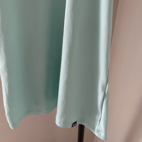 Under Armour light blue Fitted Tank Top - Picture 2 of 6